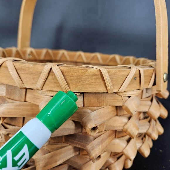 Vintage Porcupine Curls Pokey Round Wicker Basket with Handle Woven Carrier 9" - Picture 7 of 10